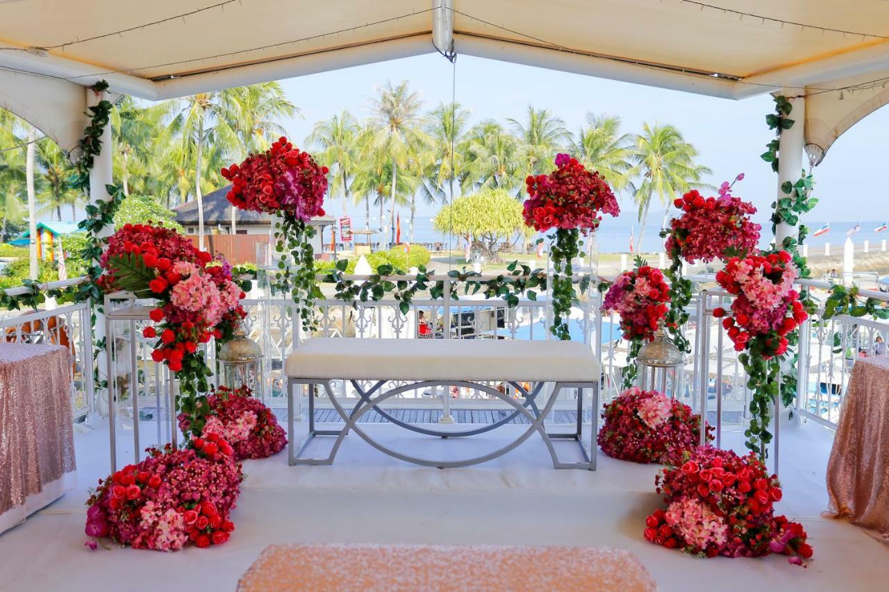 The Pacific Sutera Hotel Kota Kinabalu Exterior photo Wedding ceremony at the Four Seasons Resort